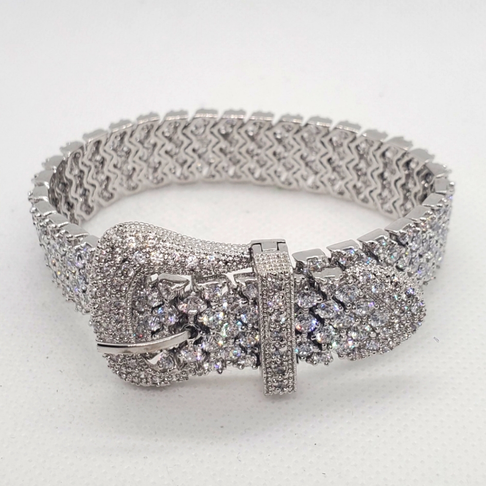 Vintage Bracelet-Belt bracelet -Hypoallergenic- not tarnish-Simulate diamonds/CZ